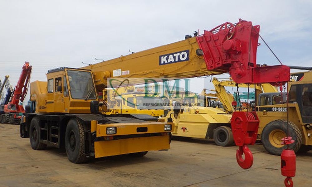 cho thuê xe cẩu 50 tấn